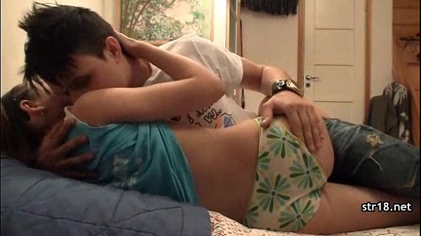 Niedliche Teenieschlampe