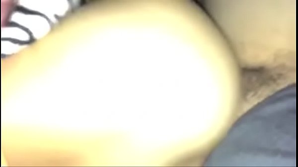 Dreckige kleine Latina hat hart gefickt