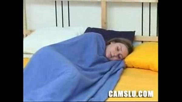 Der alte Kerl hat Sex mit dem jungen Mädchen 7