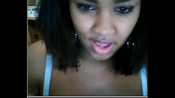 Fetter Arsch und große hübsche Titten Große Ärsche. Latina