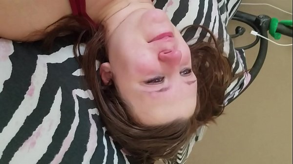 Schwangere Freundin liebt es zu saugen und zu ficken