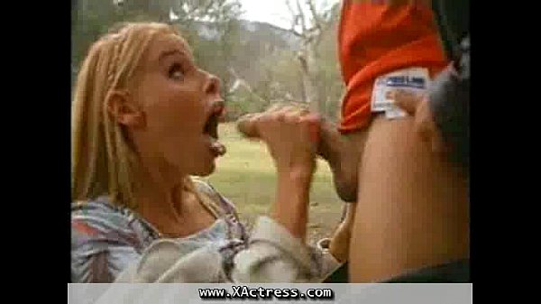 Öffentlicher Blowjob Hübsche Titten